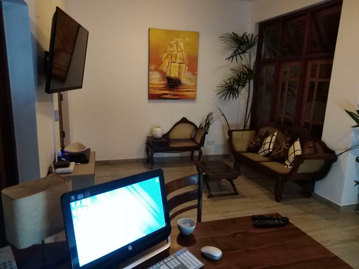 Lija Residence Negombo Buitenkant foto